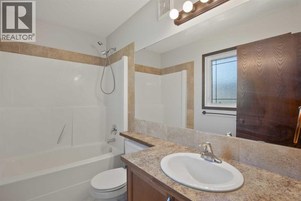 92 Ireland Crescent - Image 18