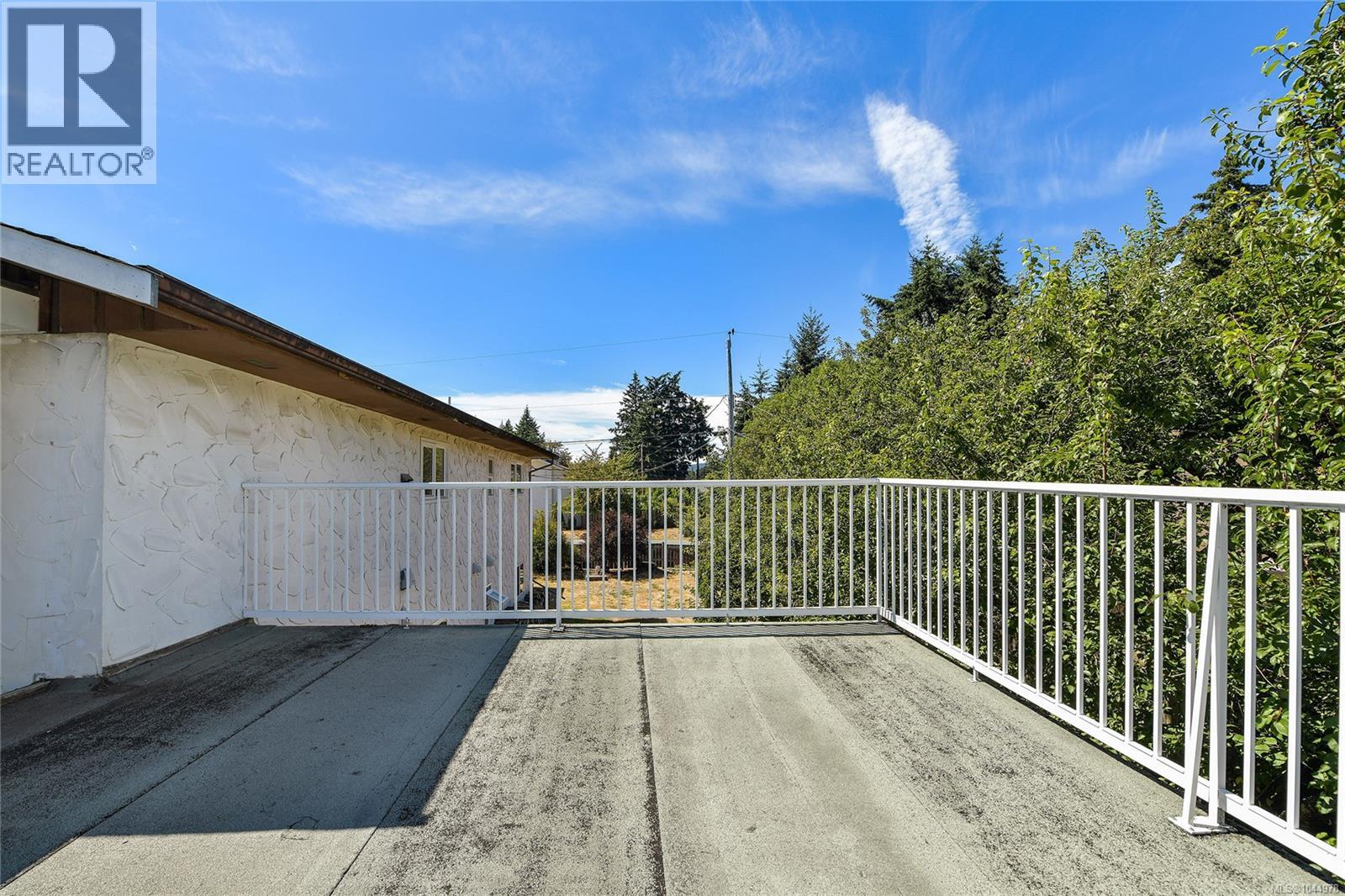 628 Mount View Ave - 70