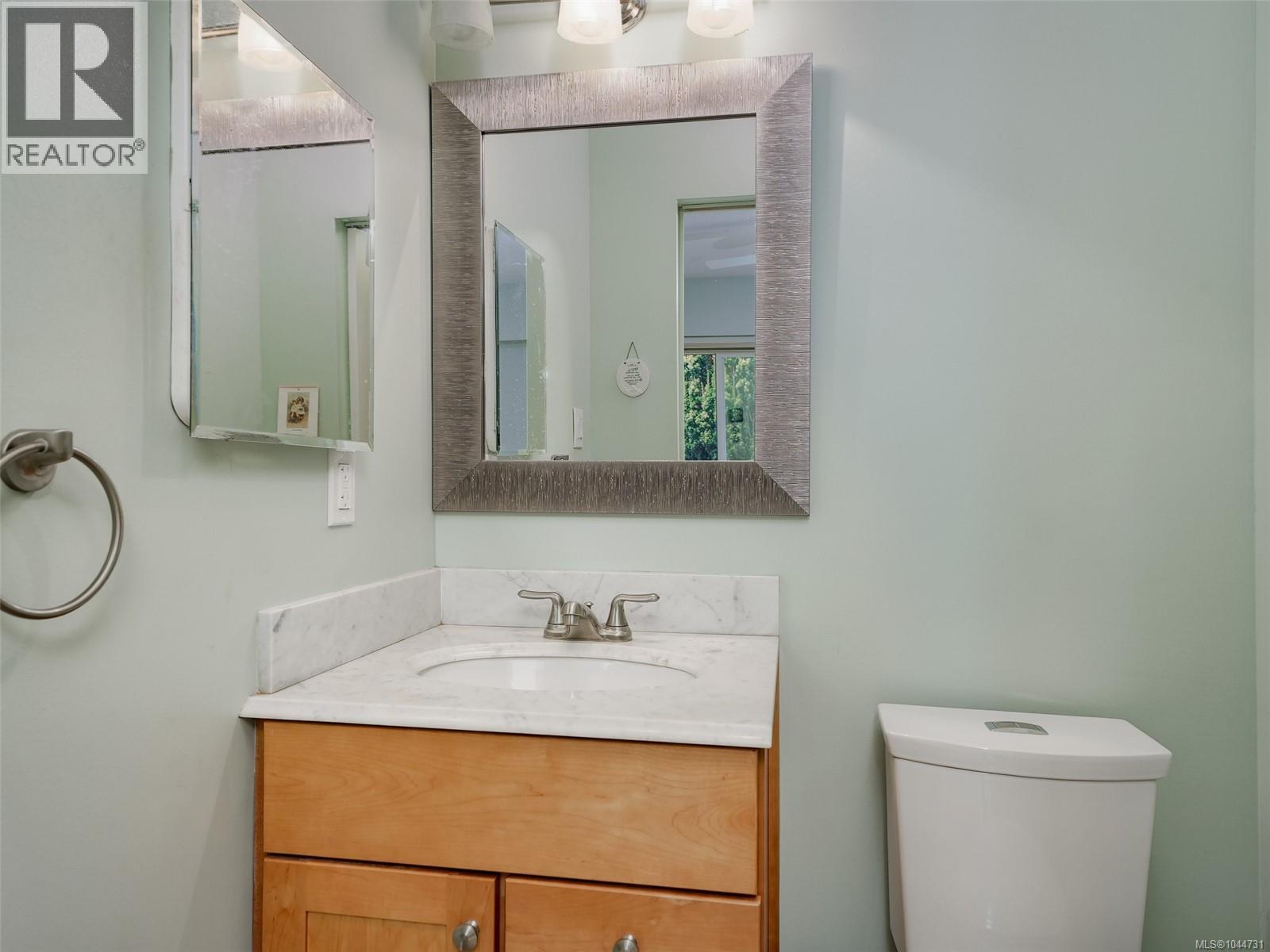 #7 3968 Cedar Hill Rd - Image 11
