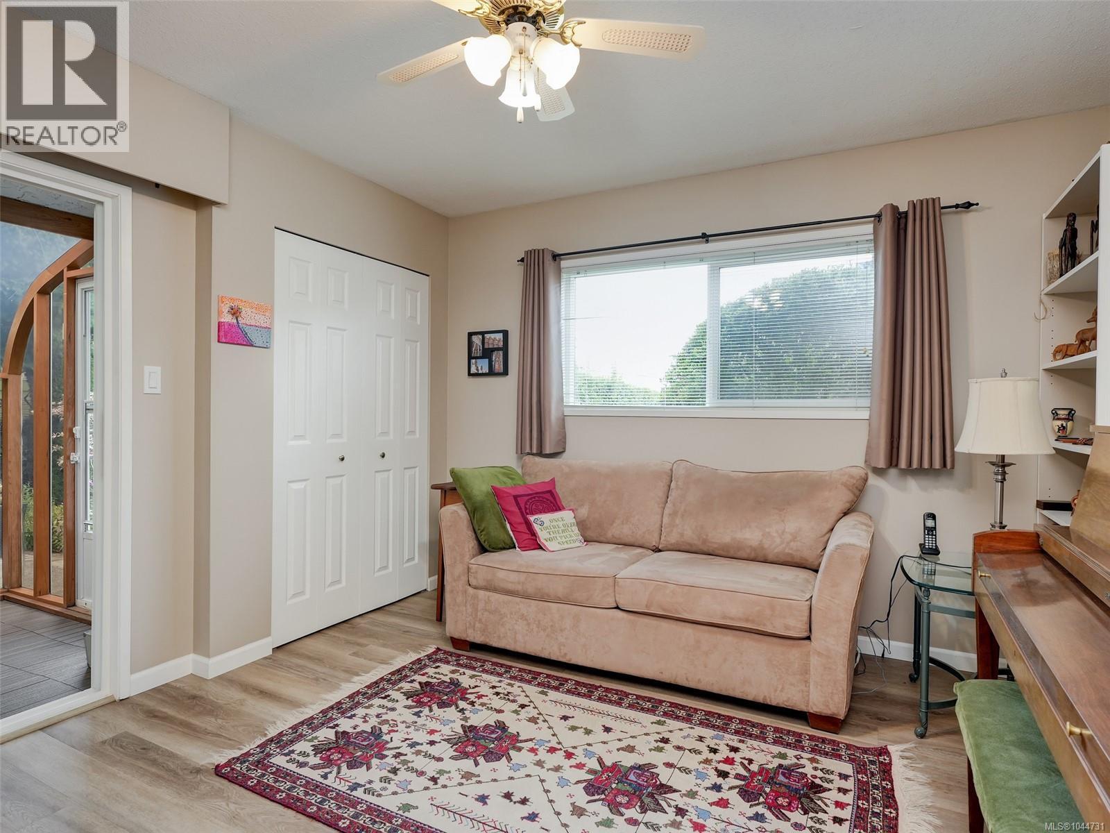 #7 3968 Cedar Hill Rd - Image 12