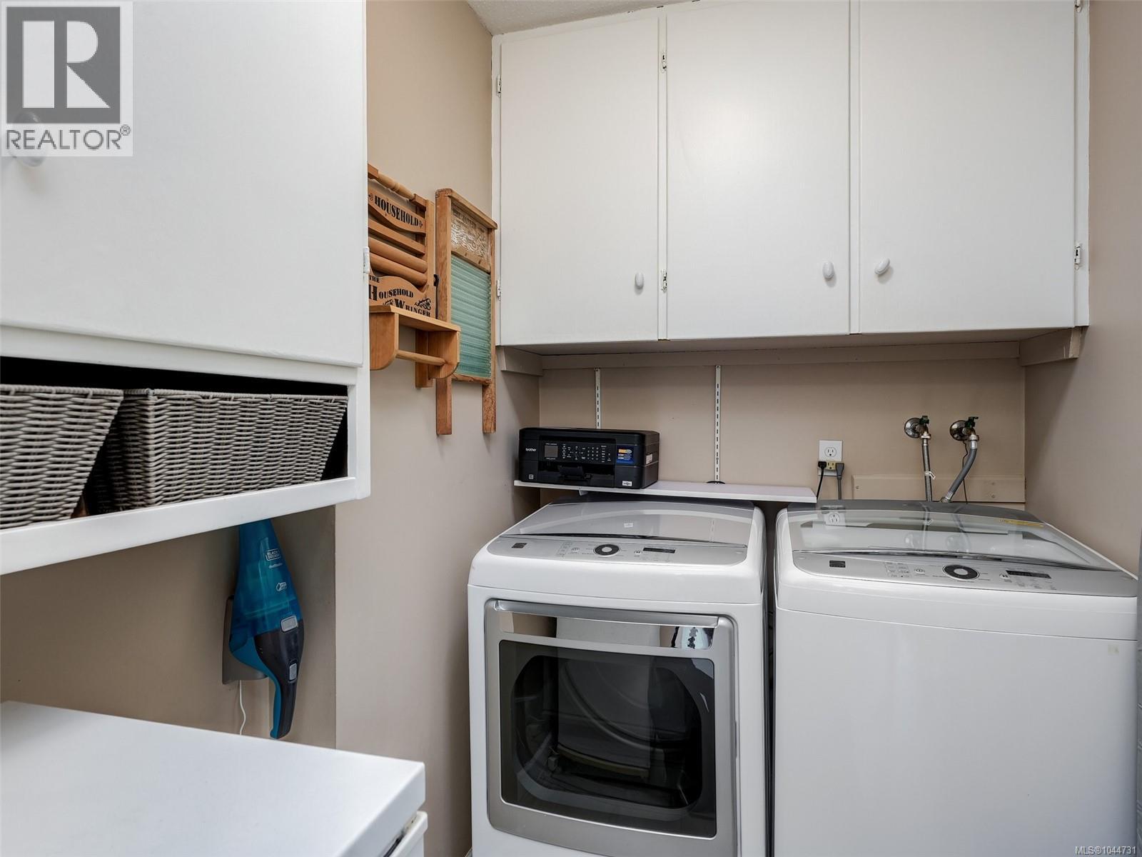 #7 3968 Cedar Hill Rd - Image 17