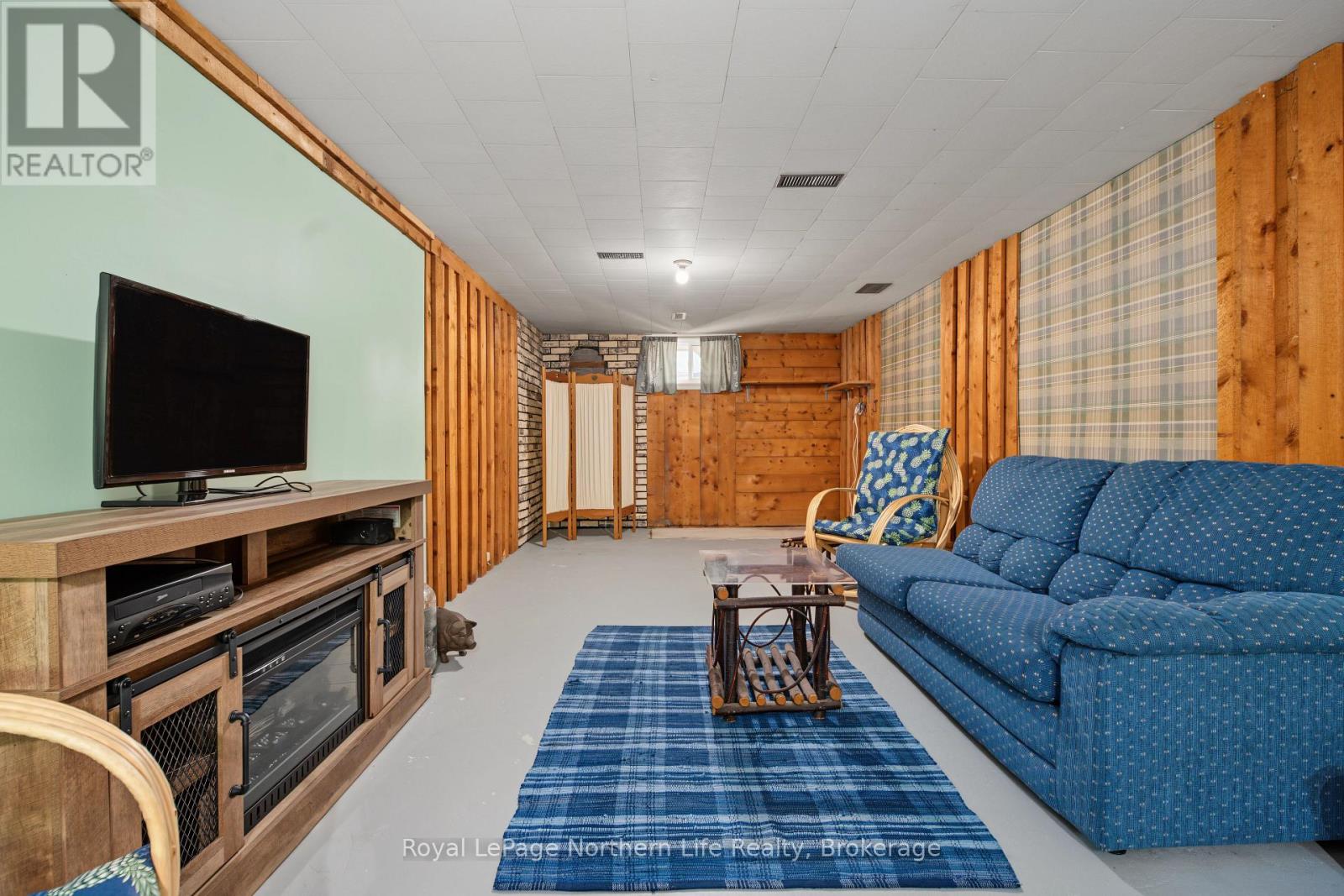55 NIGHTINGALE DRIVE - Image 33