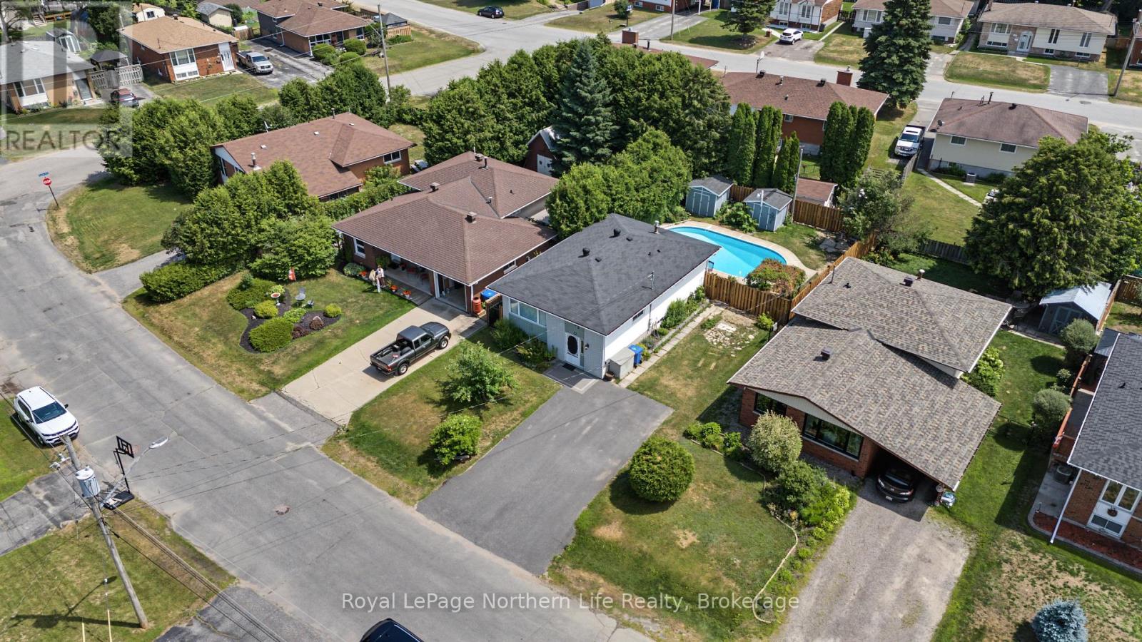 55 NIGHTINGALE DRIVE - 41