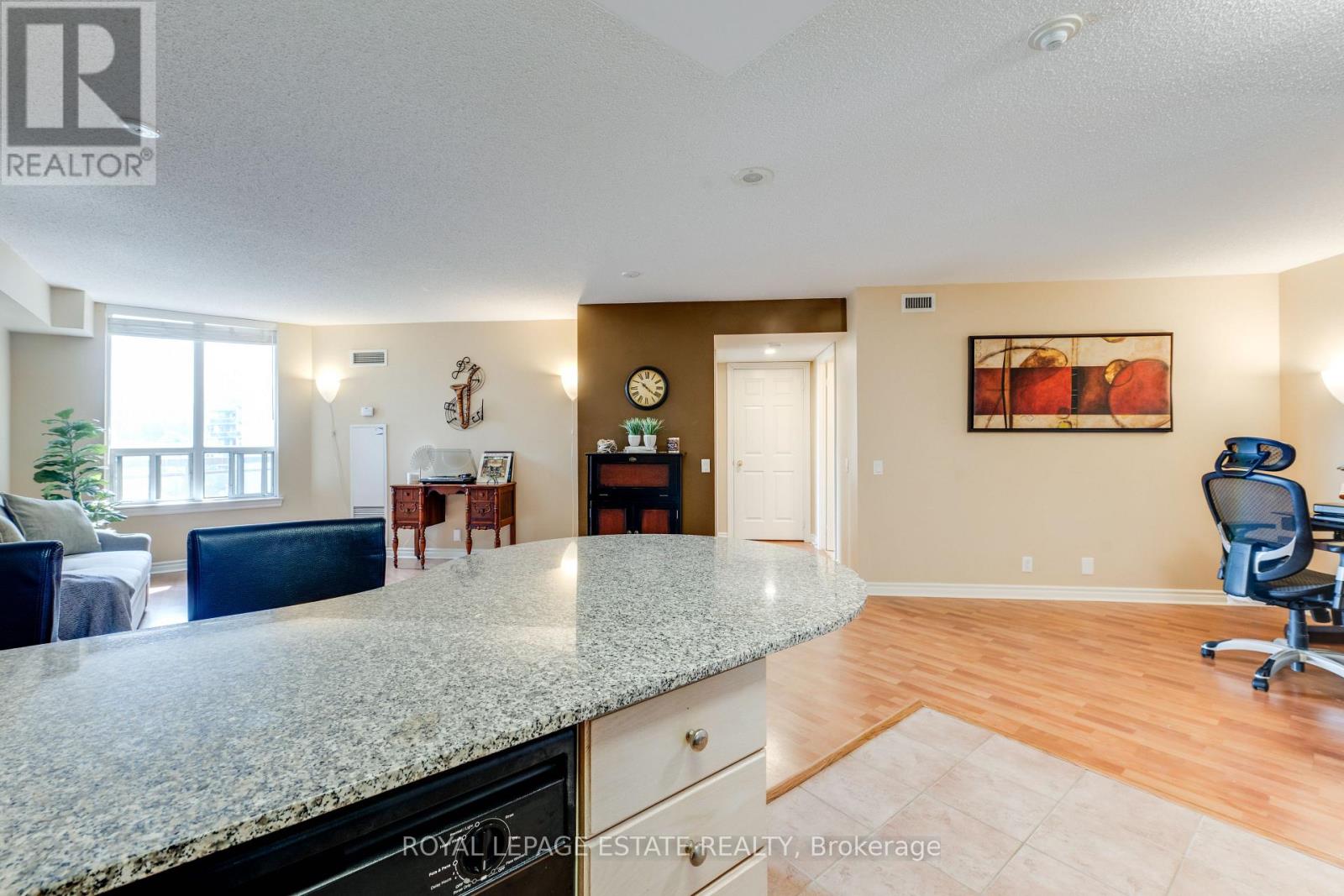 #623 1720 EGLINTON AVENUE E - 7