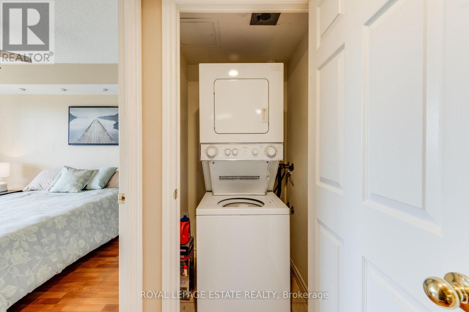 #623 1720 EGLINTON AVENUE E - 8