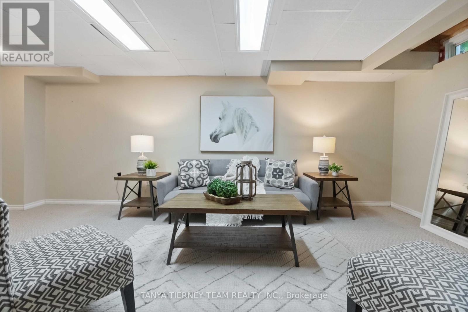 22 SINDEN DRIVE - 41