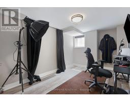 993 Dragonfly Avenue, Pickering, ON L1X0E9 Photo 29
