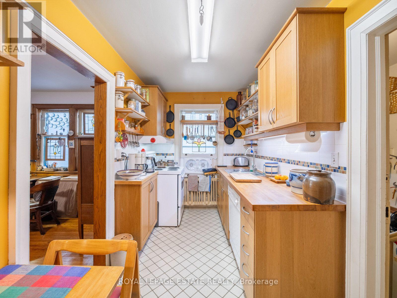 2275 QUEEN STREET E - 25