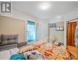 2275 Queen Street E, Toronto, ON M4E1G5 Photo 12