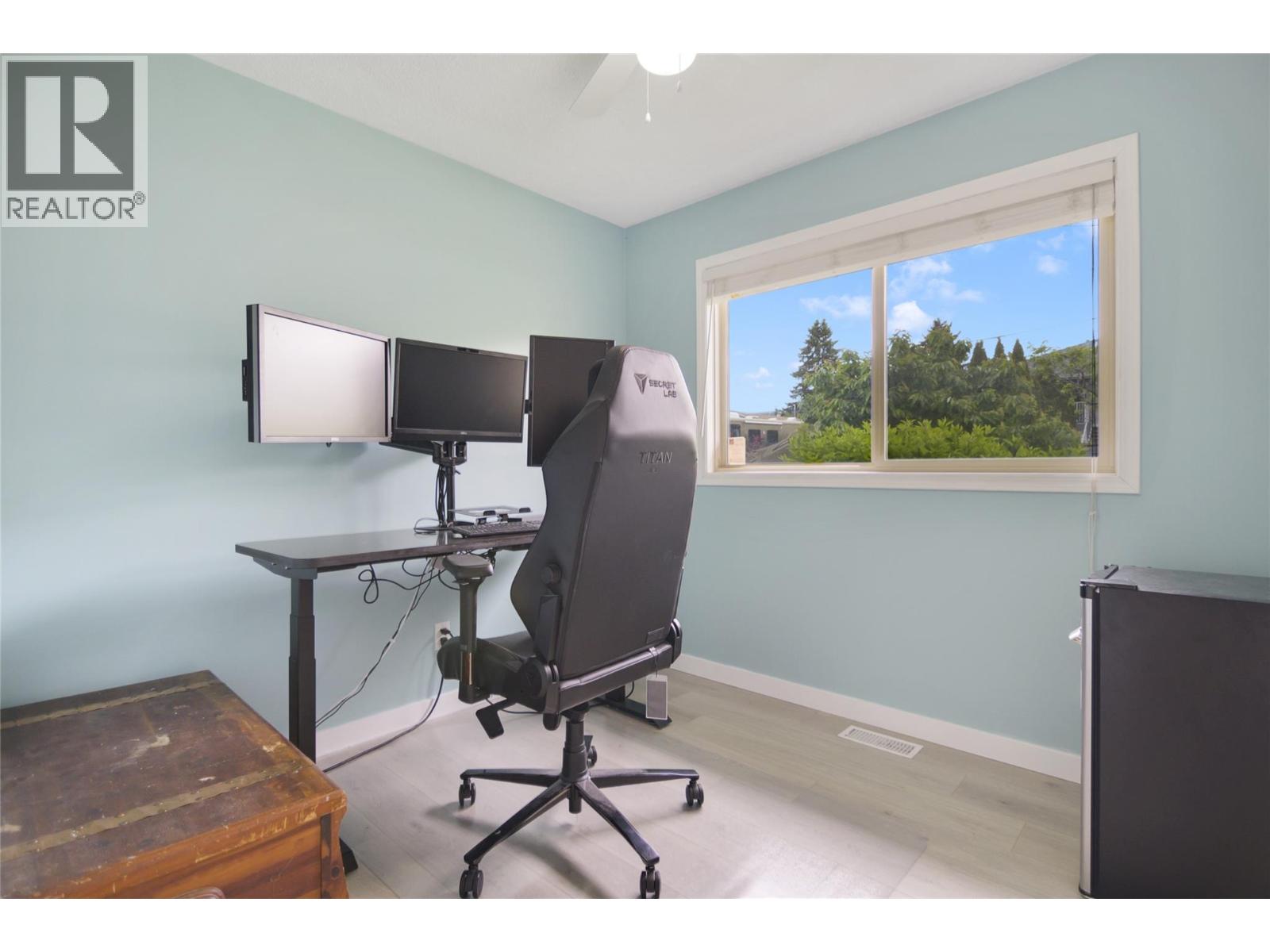 470 Vista Road, Kelowna