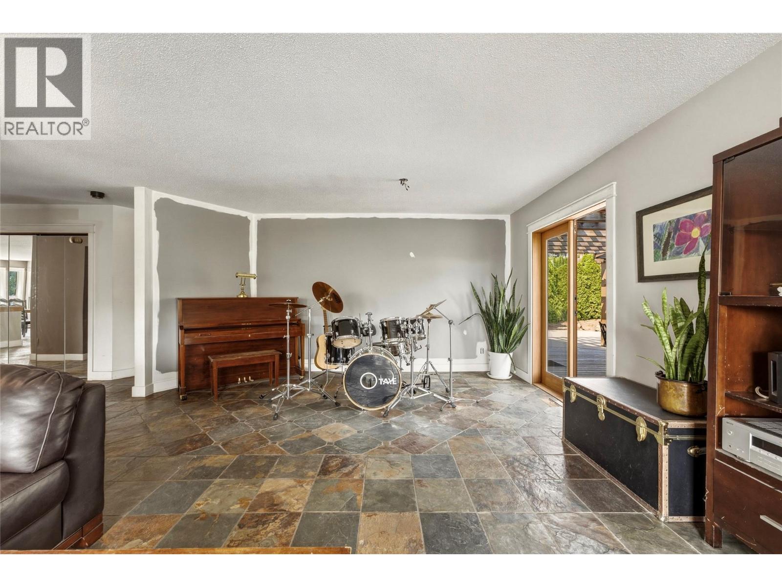 8905 Russet Drive, Vernon