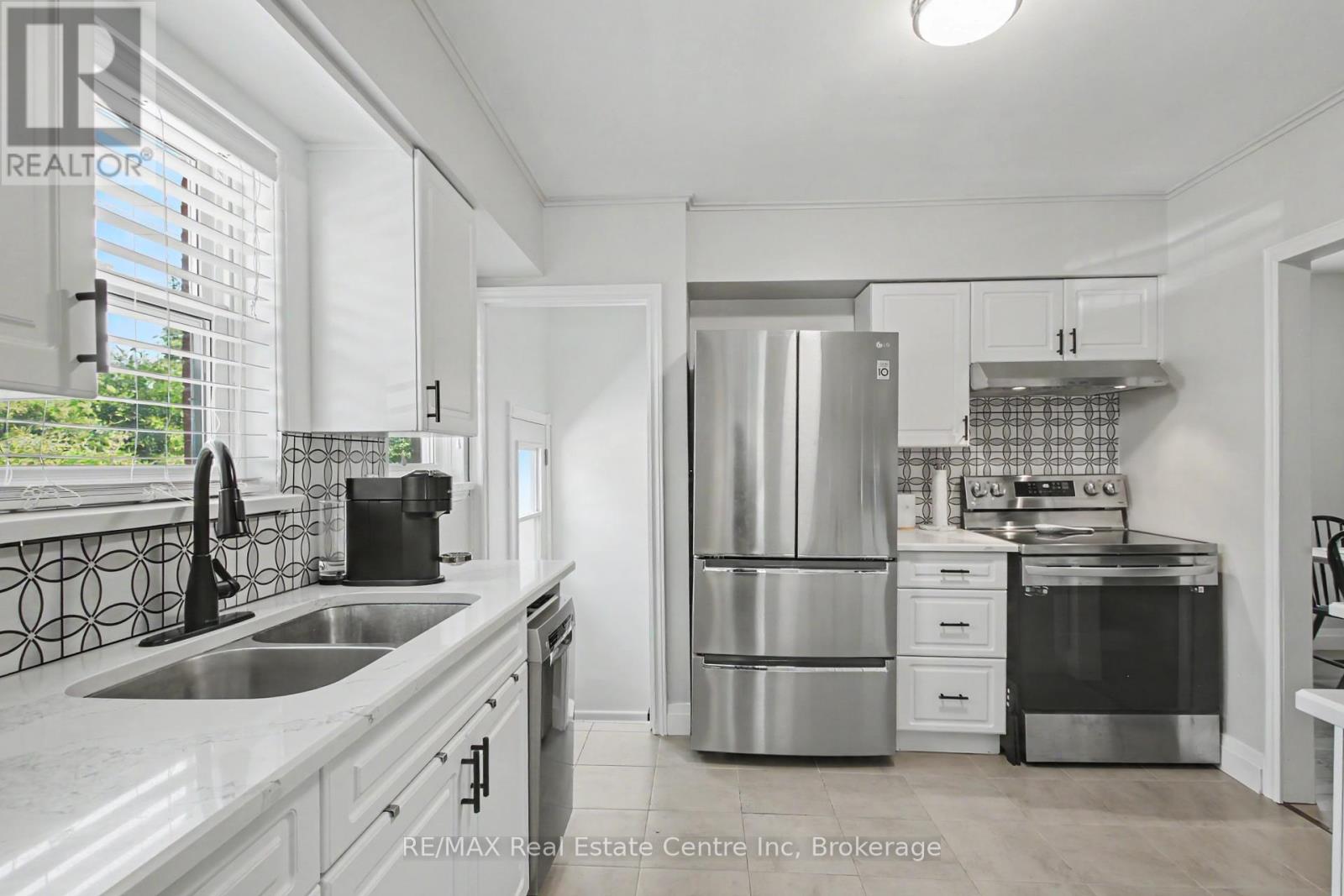 57 VANCOUVER DRIVE - Image 9