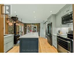 Family room - 3650 Muskoka Road 117, Lake Of Bays, ON P0B1A0 Photo 12