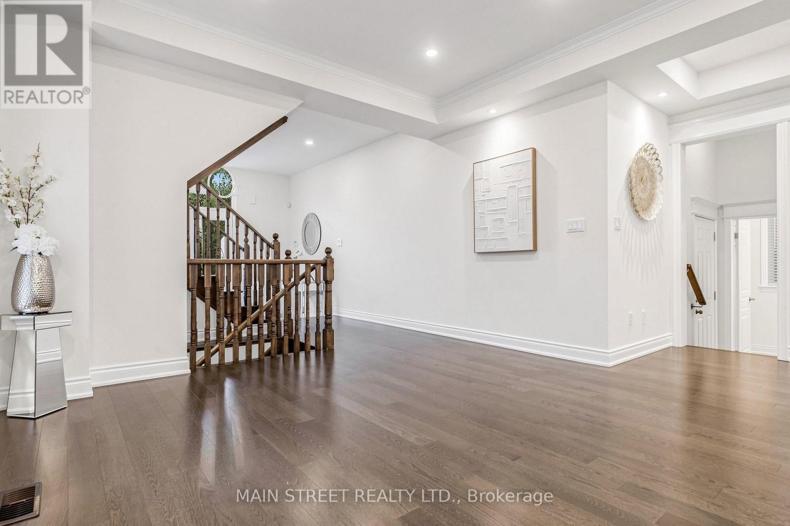 11 ROBERT BALDWIN BOULEVARD - 22