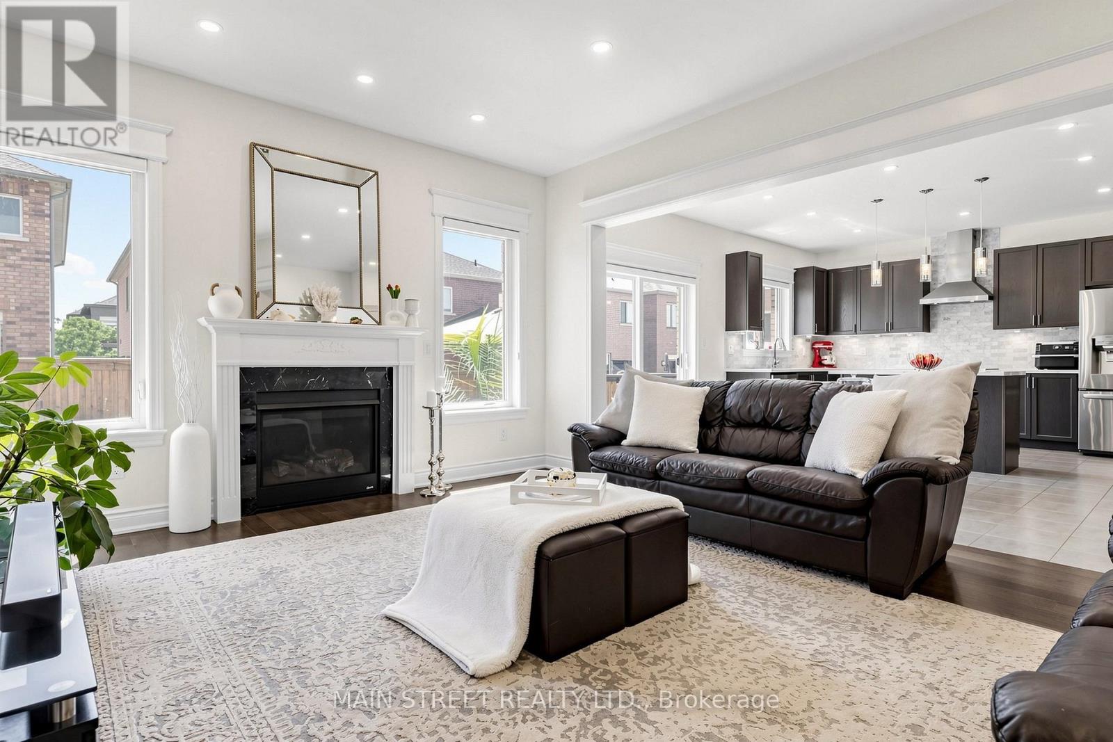 11 ROBERT BALDWIN BOULEVARD - 7