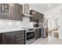 11 Robert Baldwin Boulevard, East Gwillimbury, ON L9N0R3 Photo 14