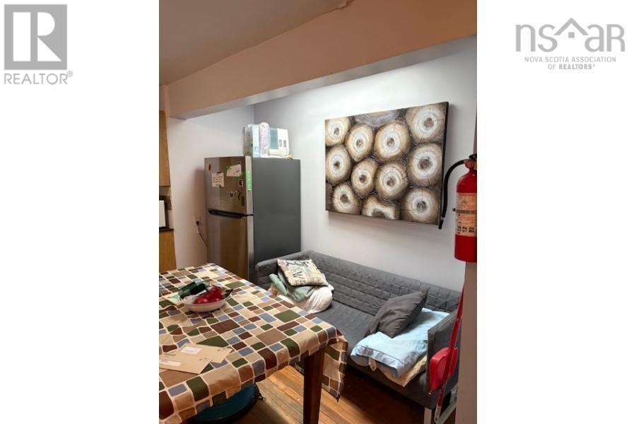 Property 29 of 38 of 6411 6413 6415 Quinpool Road