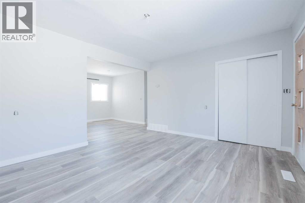 9513 105 Avenue - Photo 7