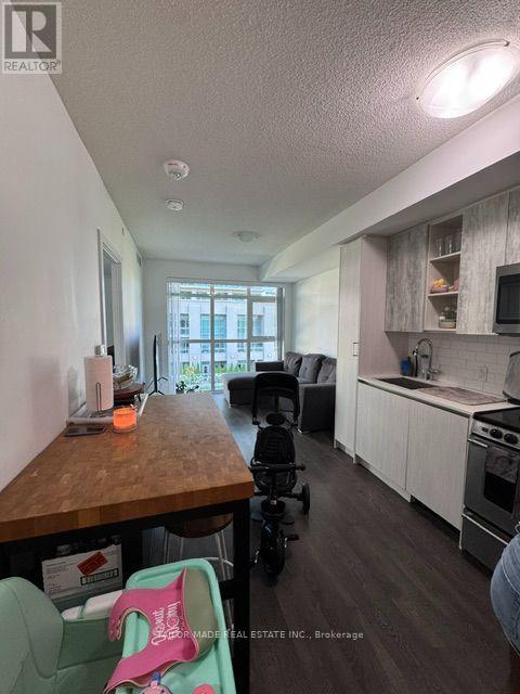 #312 251 Manitoba Street, Toronto (Mimico), Ontario, M8Y0C7, Toronto (Mimico), Ontario — photo 5 of 5