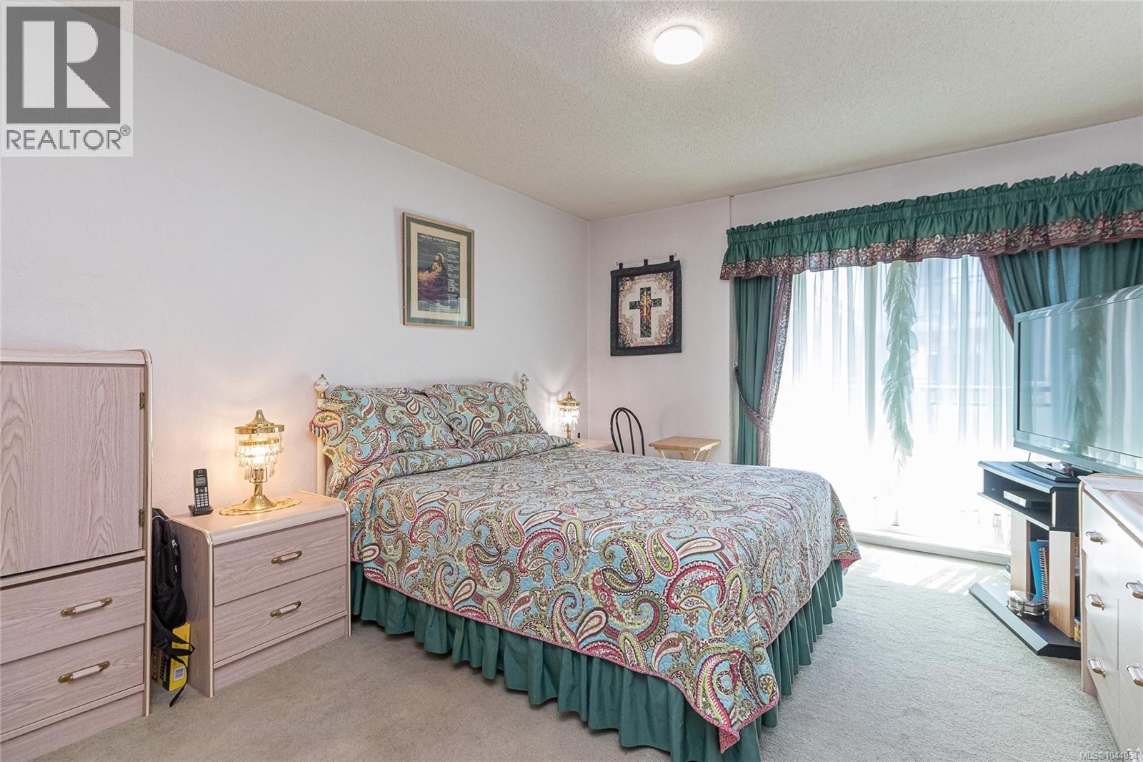 #312 1545 Pandora Ave - 15