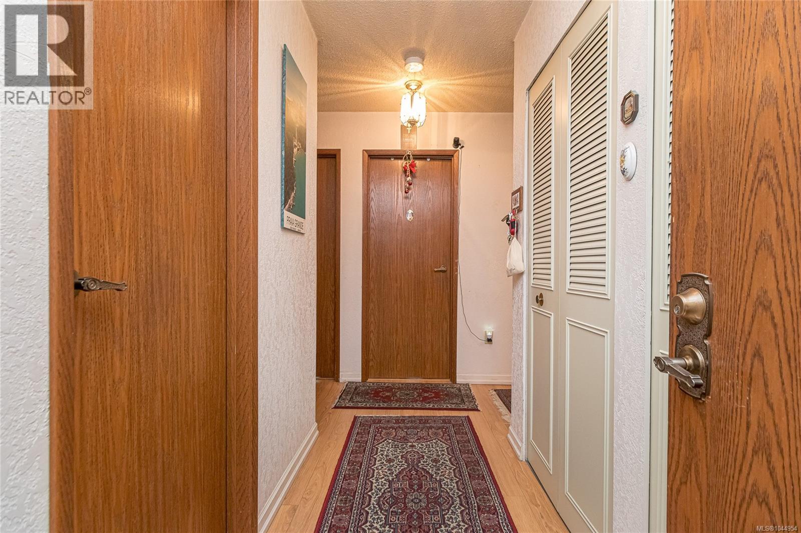 #312 1545 Pandora Ave - Image 4