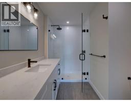 1051 Celia Crescent, Gibsons, BC V0N1V7 Photo 29