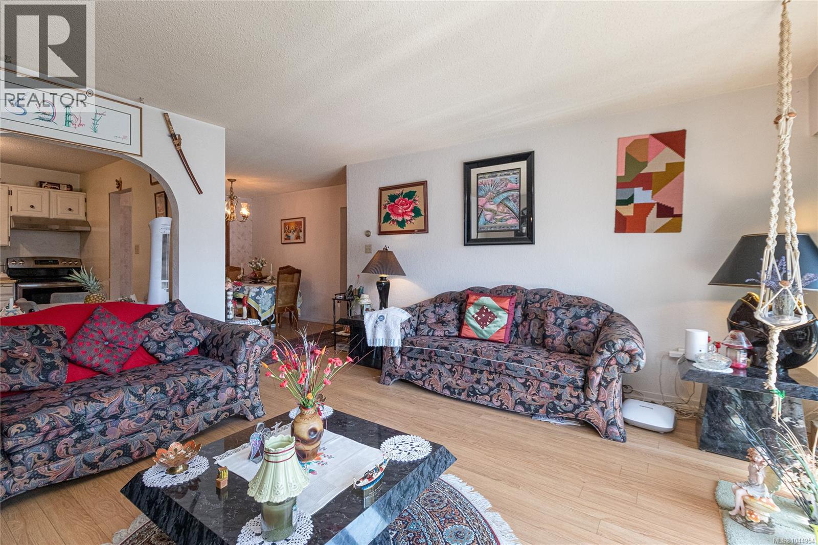 #312 1545 Pandora Ave - 7