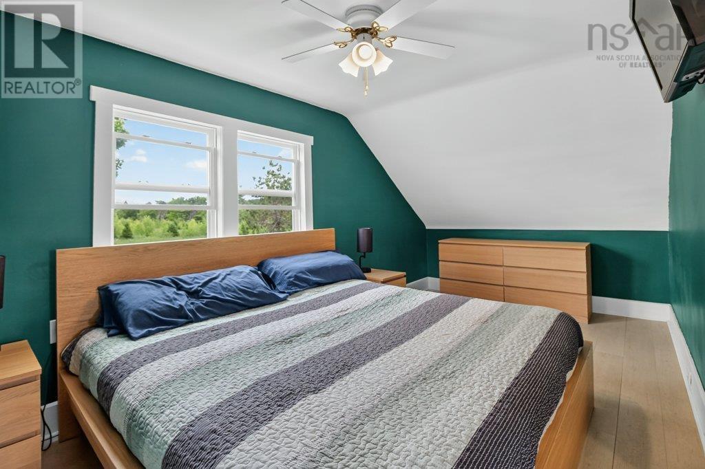 Property 23 of 37 of 309 Forties Road