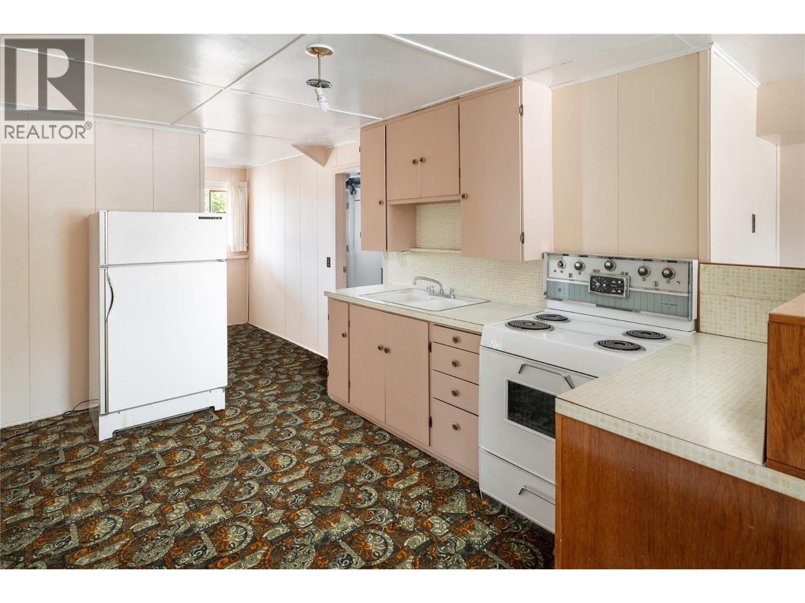 1188&1190 HARTWICK Street - 40