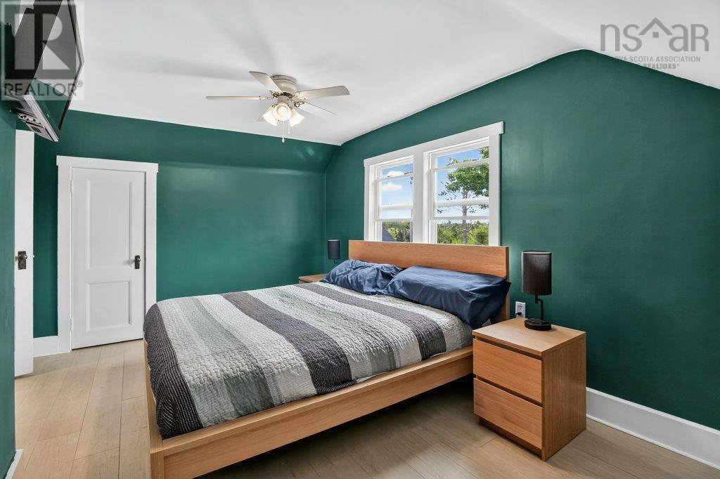 Property 26 of 37 of 309 Forties Road