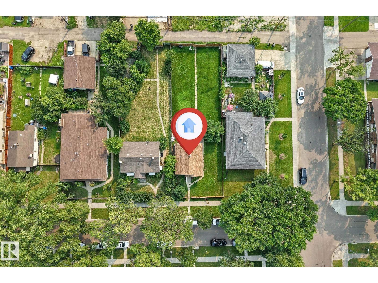 12105 87 ST NW - 26