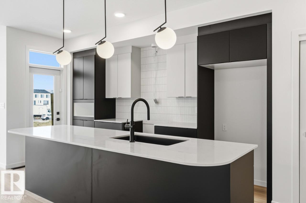 423 31 ST SW - 11