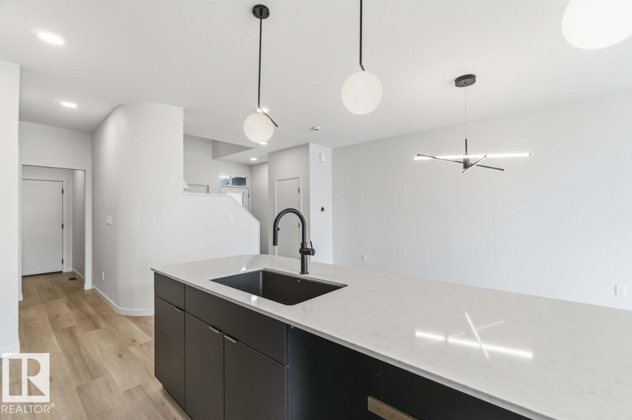 423 31 ST SW - 14