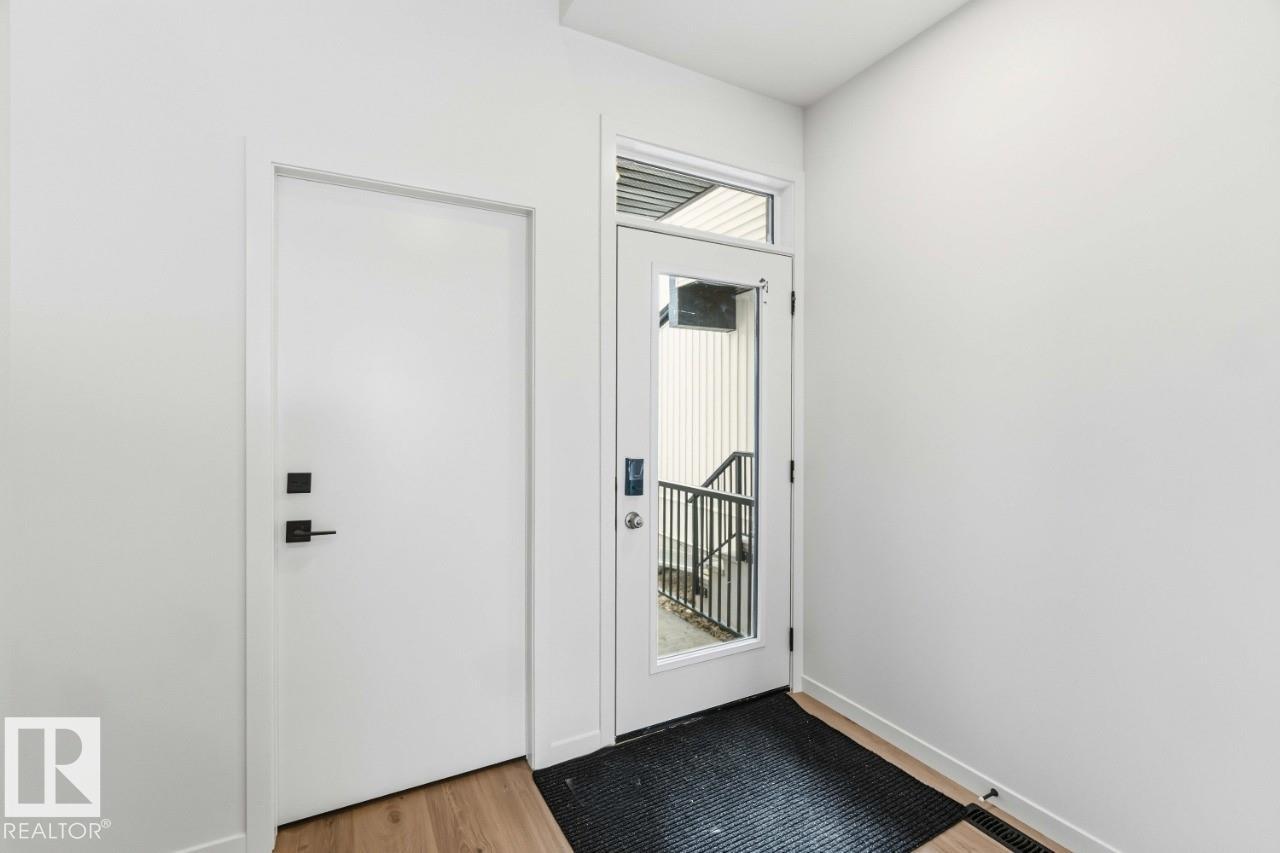 423 31 ST SW - 2