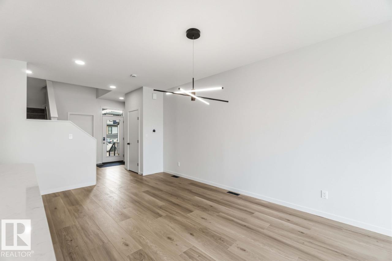423 31 ST SW - 4