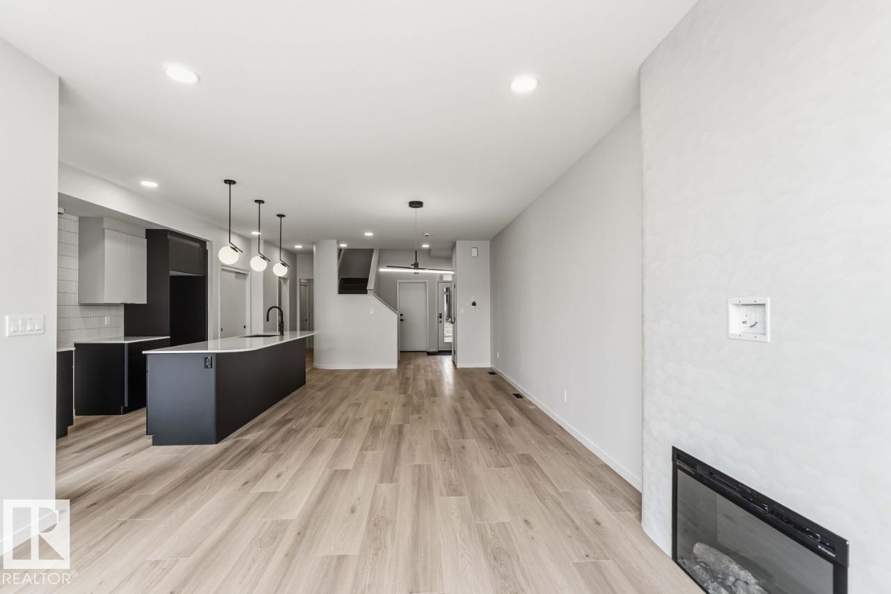 423 31 ST SW - 7