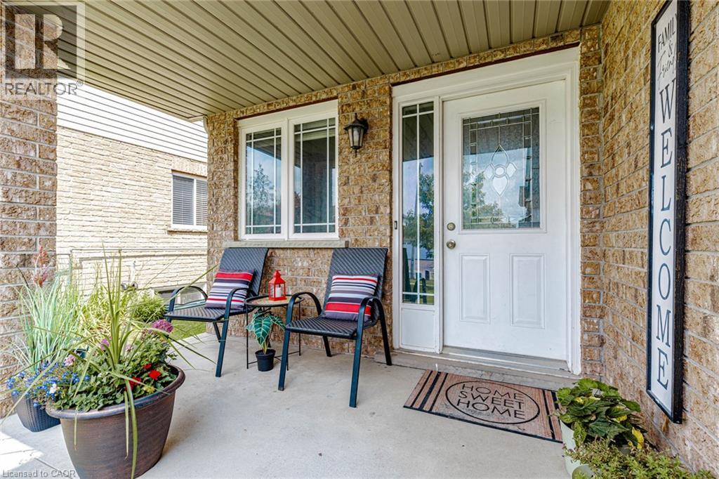 39 WASHBURN Drive - Image 3