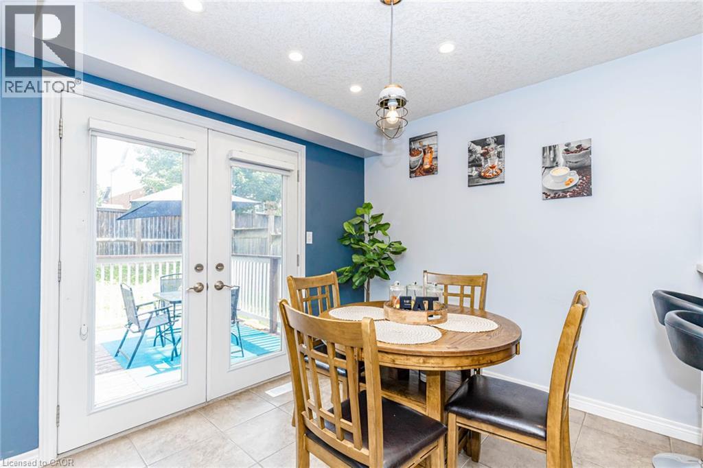 39 WASHBURN Drive - Image 15