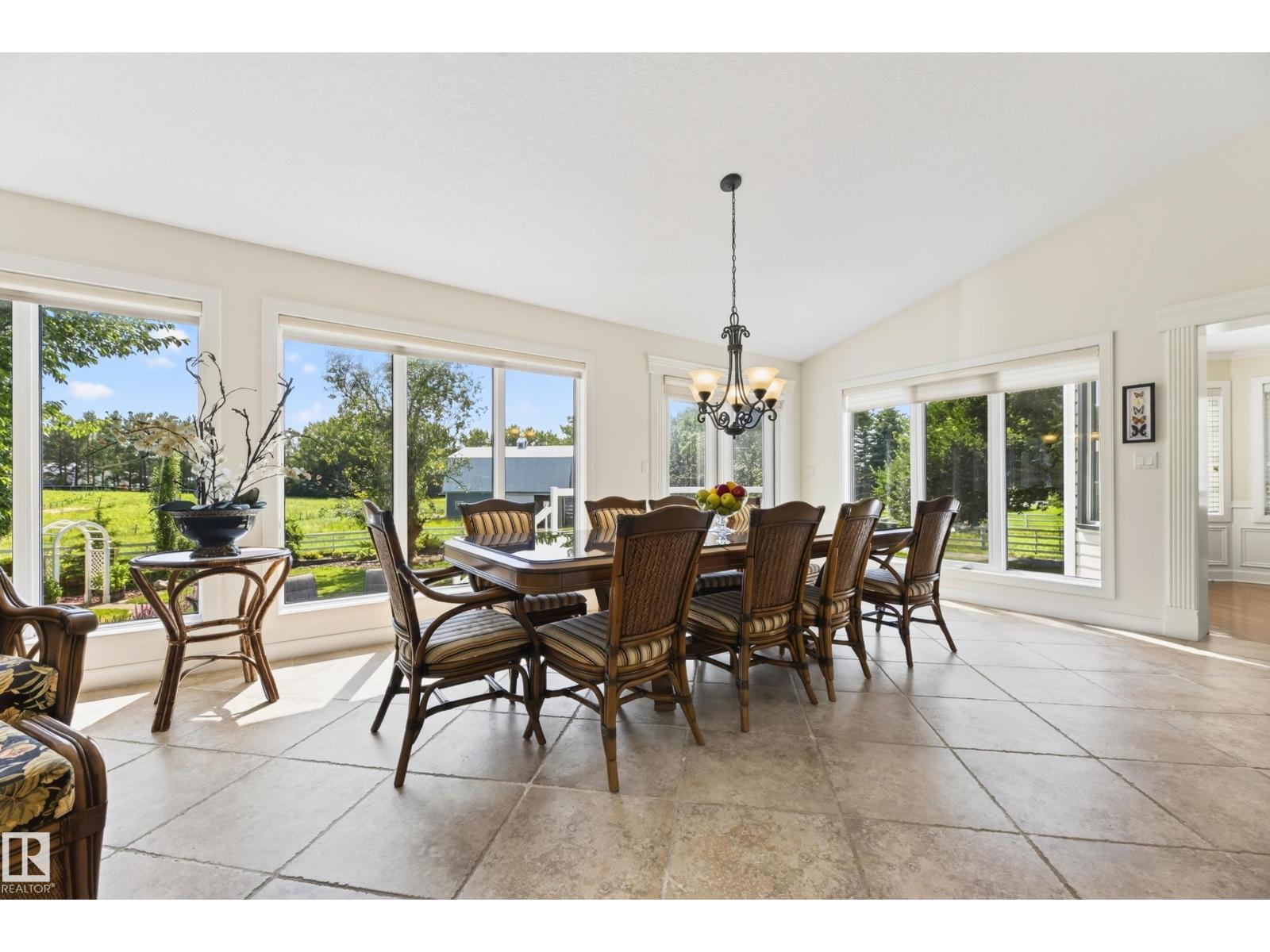 #86 52514 RGE ROAD 223 - 25