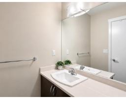 425 13789 107a Avenue, Surrey, BC V3T0B8 Photo 11