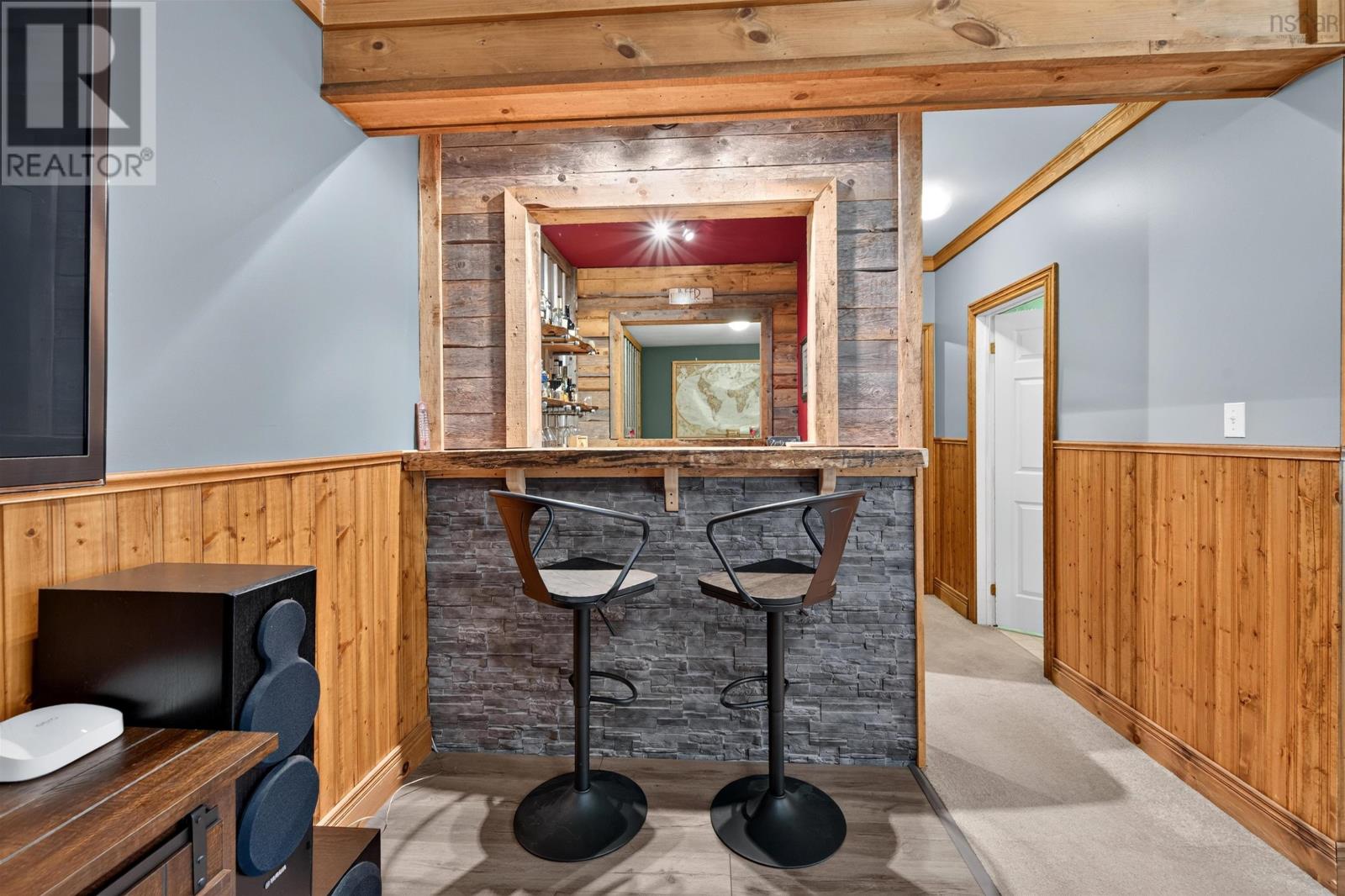 Property 33 of 49 of 1581 Myra Road