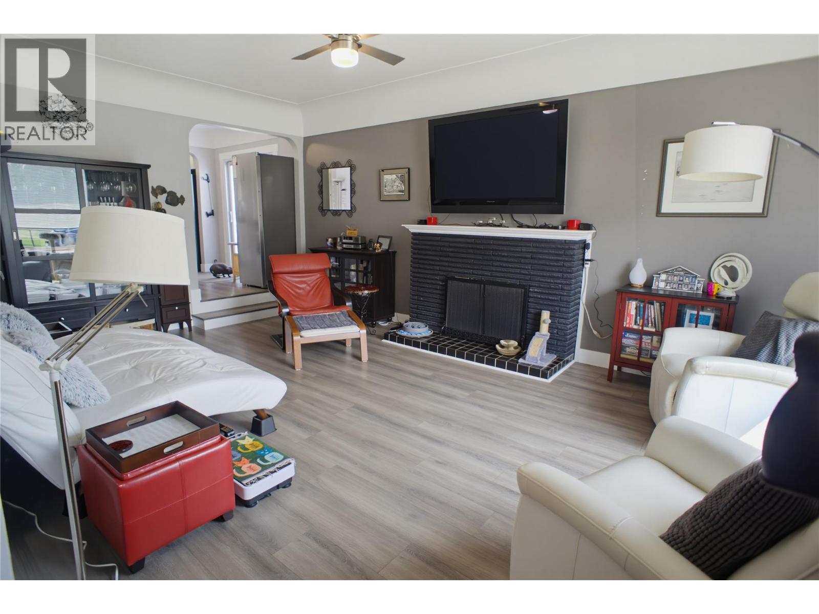 220 PARK Street - 6