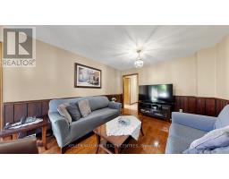 30 Clubhouse Court, Toronto, ON M3L2K5 Photo 17