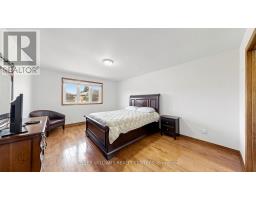 30 Clubhouse Court, Toronto, ON M3L2K5 Photo 18