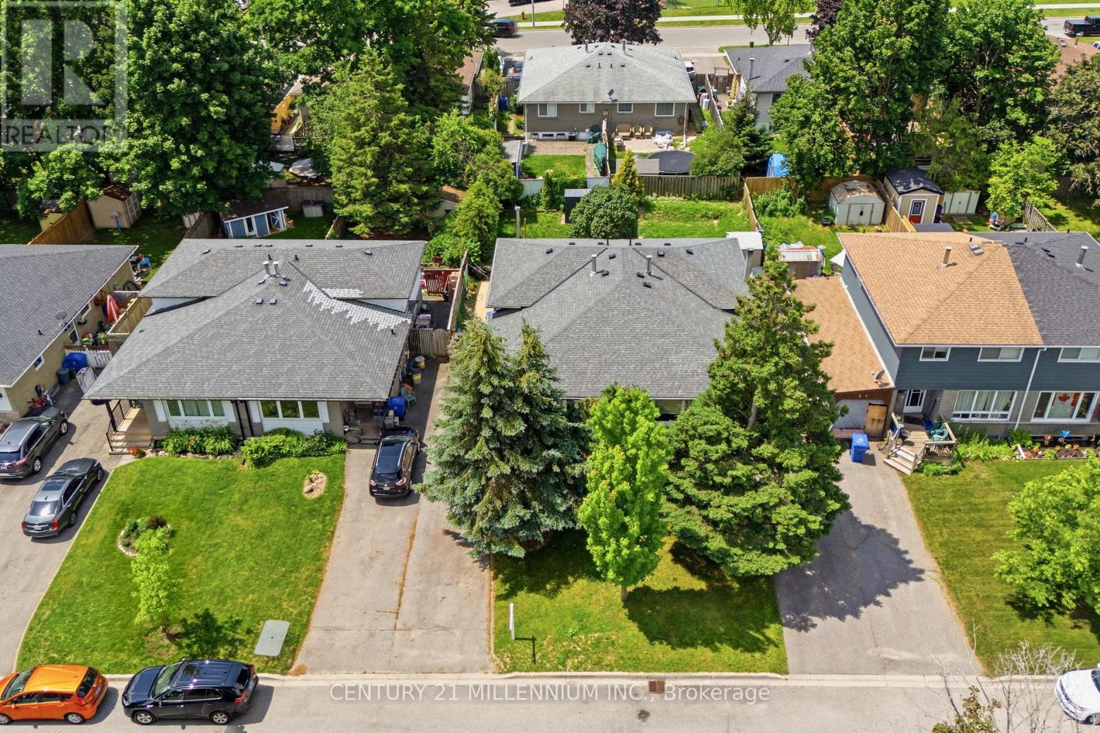 52 CARLTON DRIVE - 31
