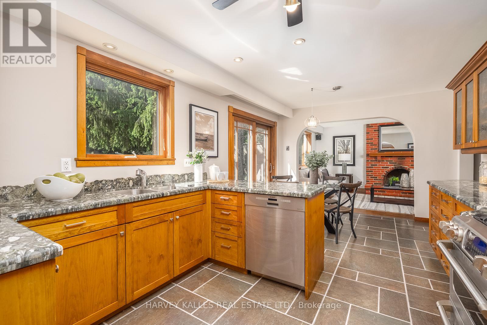 1033 FAIR BIRCH DRIVE - Image 18