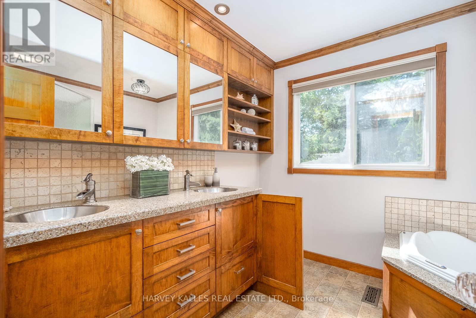 1033 FAIR BIRCH DRIVE - Image 33