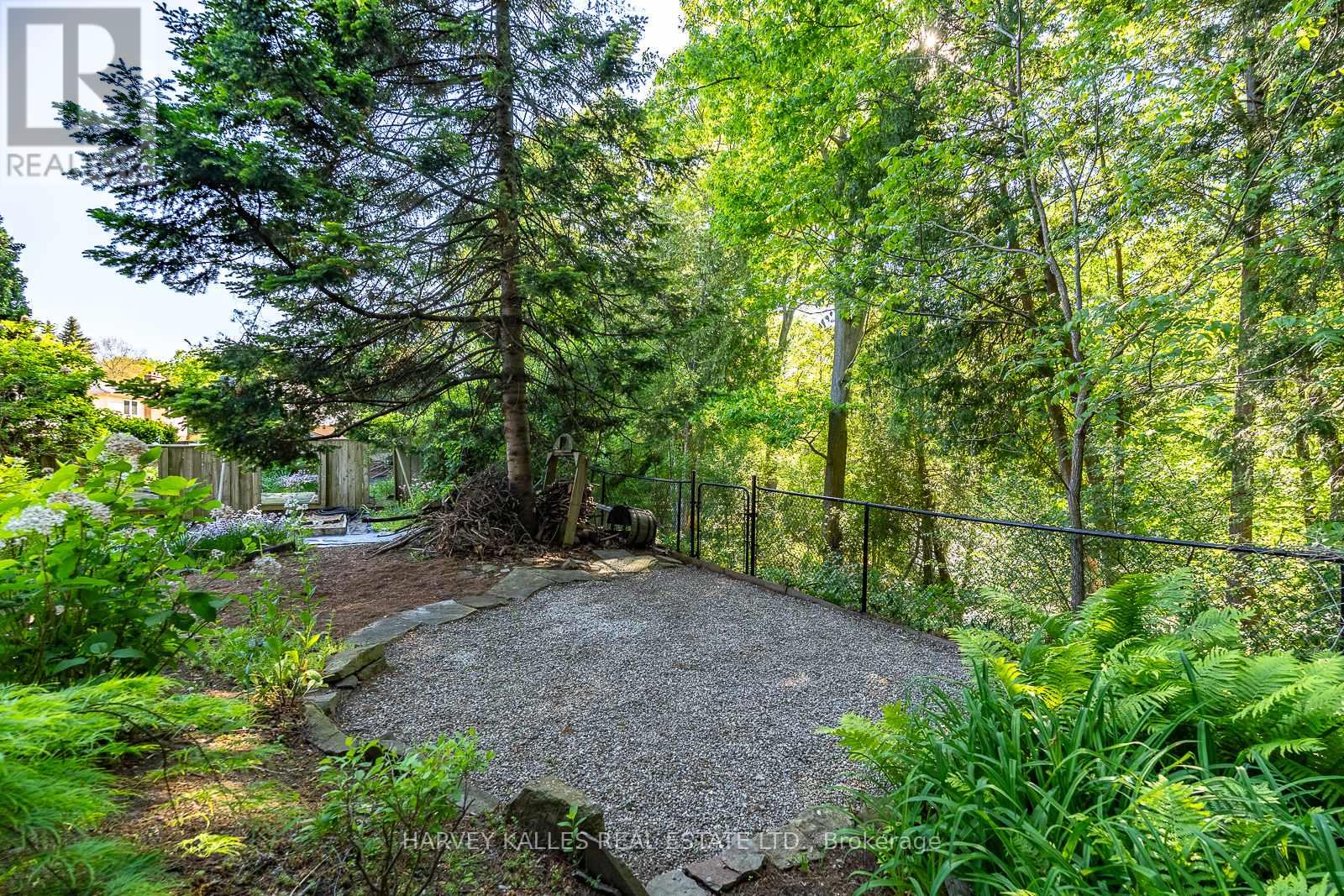 1033 FAIR BIRCH DRIVE - Image 41