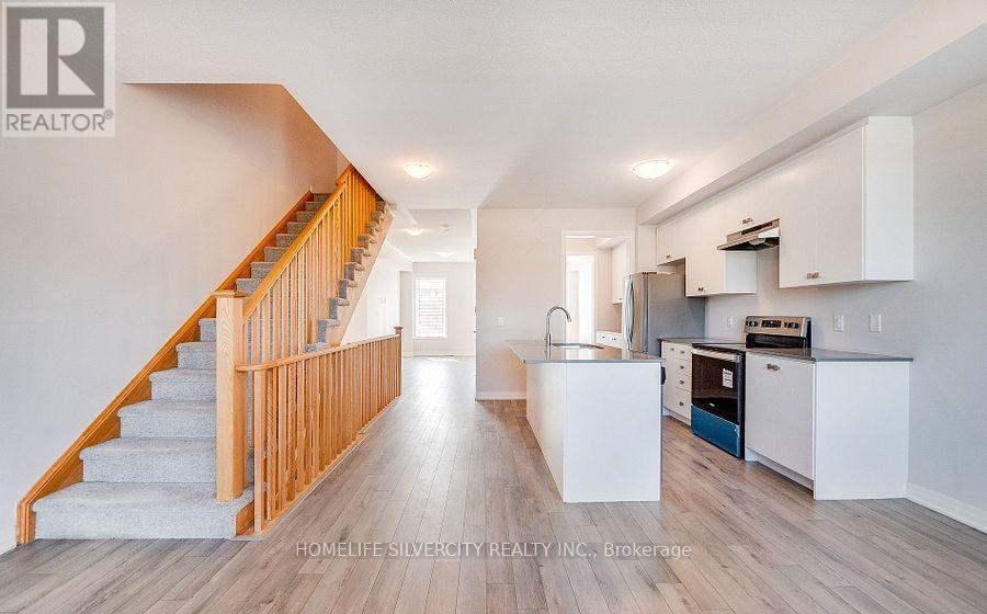 104 - 585 COLBORNE STREET E, Brantford — photo 2