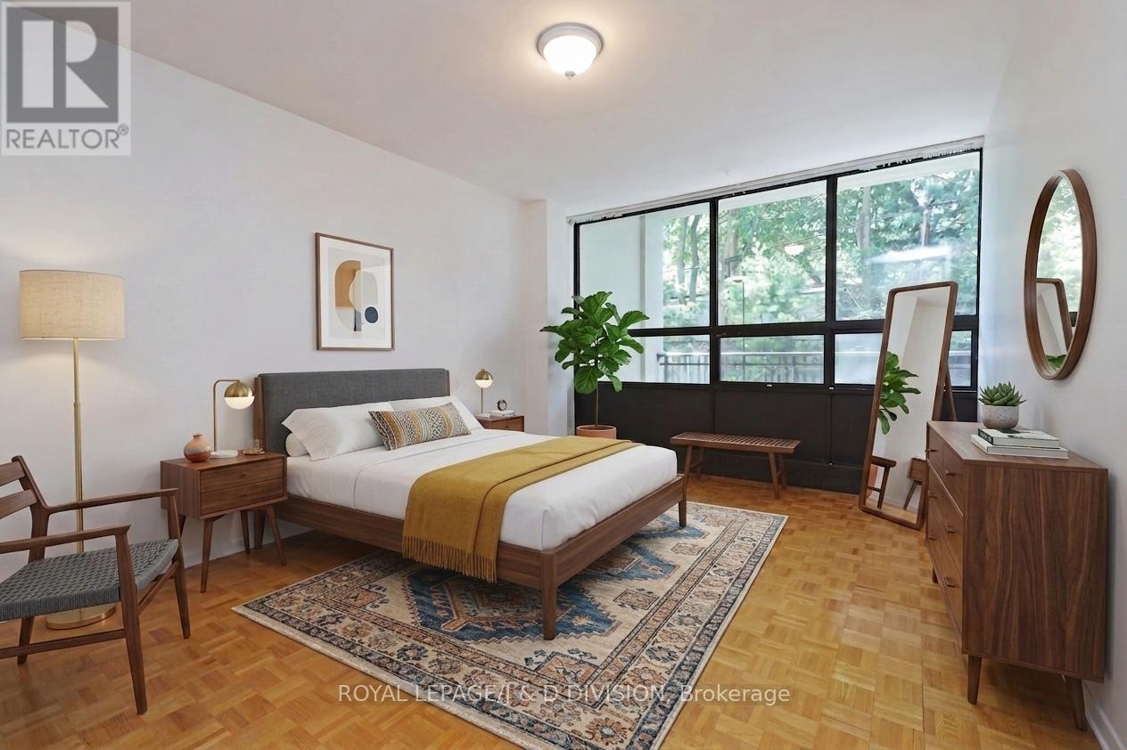 #106 235 ST CLAIR AVENUE W - Image 23